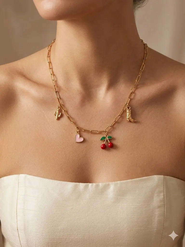 collier avec breloque /L'Incontournable